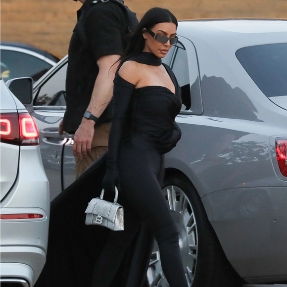 Balenciaga HOURGLASS XS HANDBAG WITH RHINESTONES - Picture 5 of 7